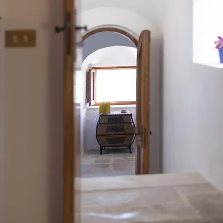 Trullo Degli Ulivi Остуни